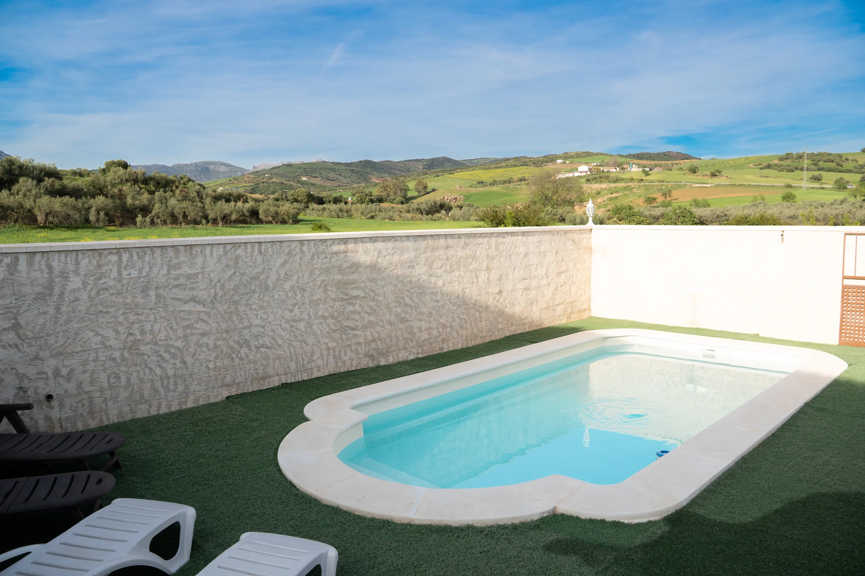 Otra perspectiva de la piscina